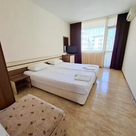 Stamopolu Апартамент *