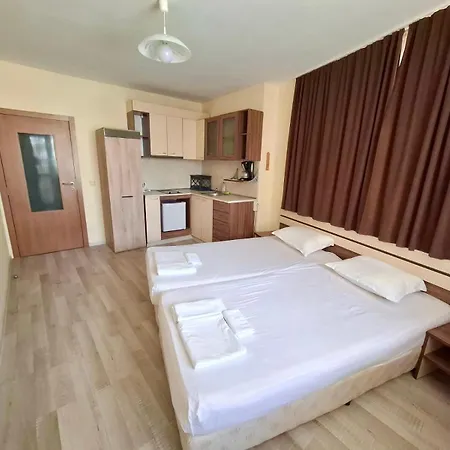 Stamopolu Апартамент *